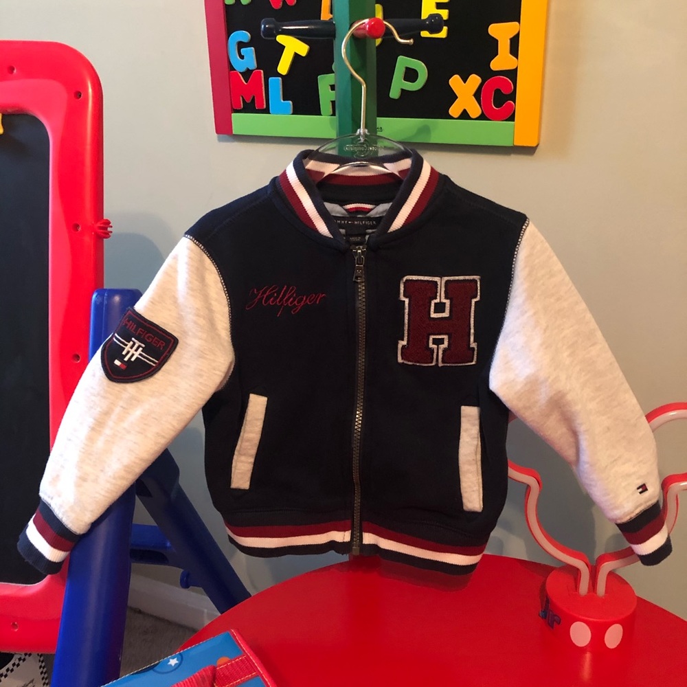 2t Tommy Hilfiger varsity jacket